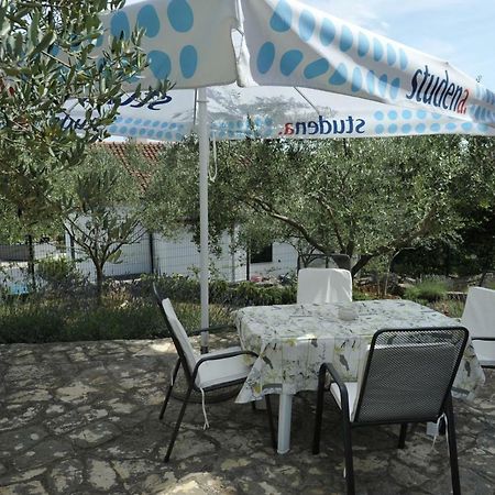 Apartman Branka Kornić Kültér fotó
