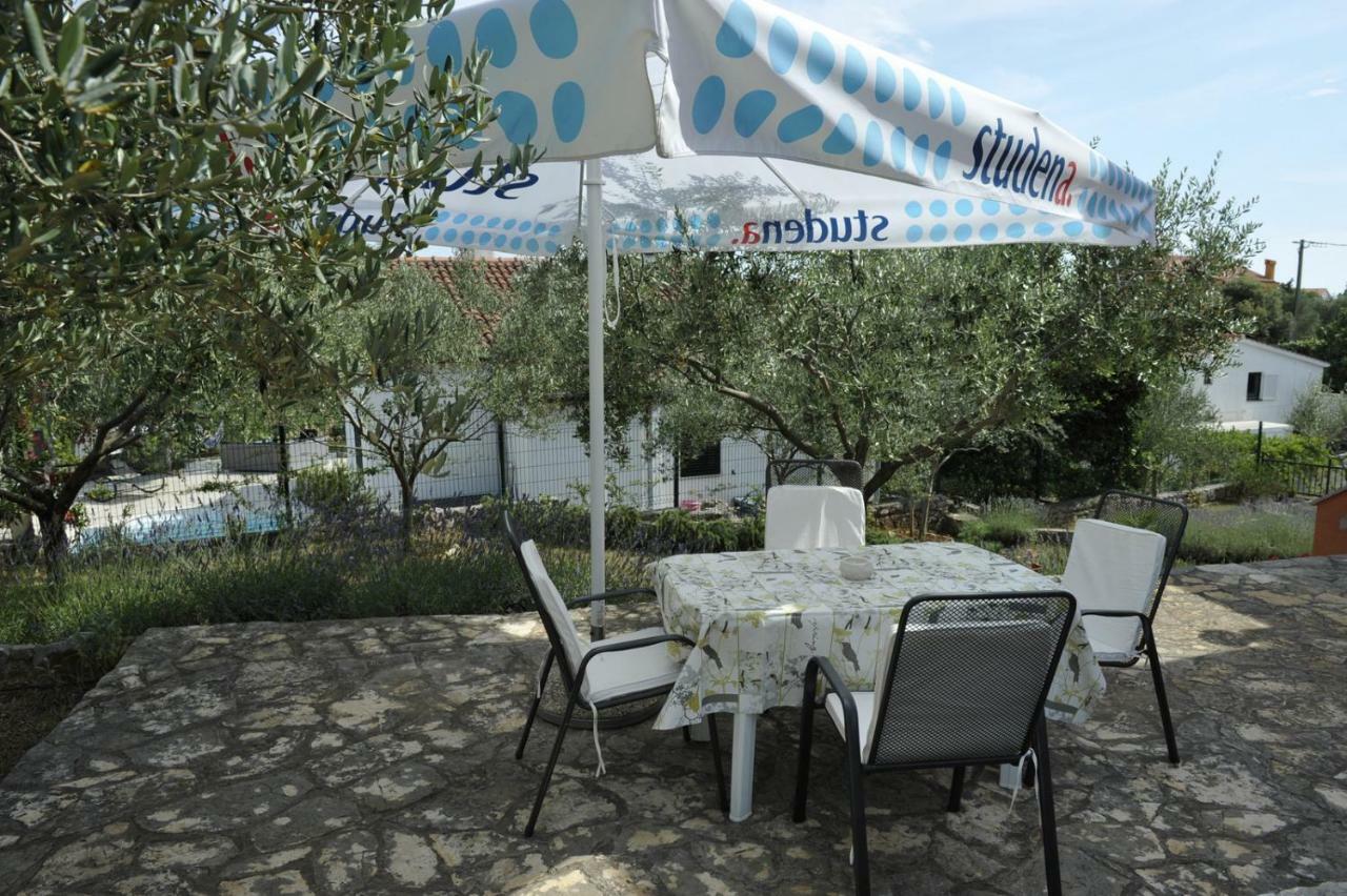 Apartman Branka Kornić Kültér fotó